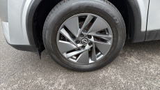 Nissan Qashqai 1.3 DiG-T MH Acenta Premium 5dr Petrol Hatchback